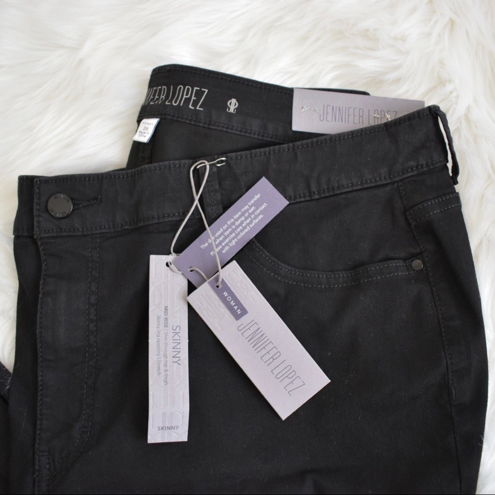 Jennifer Lopez Black Skinny Jeans - Mid Rise - 20W - Picture 3 of 10